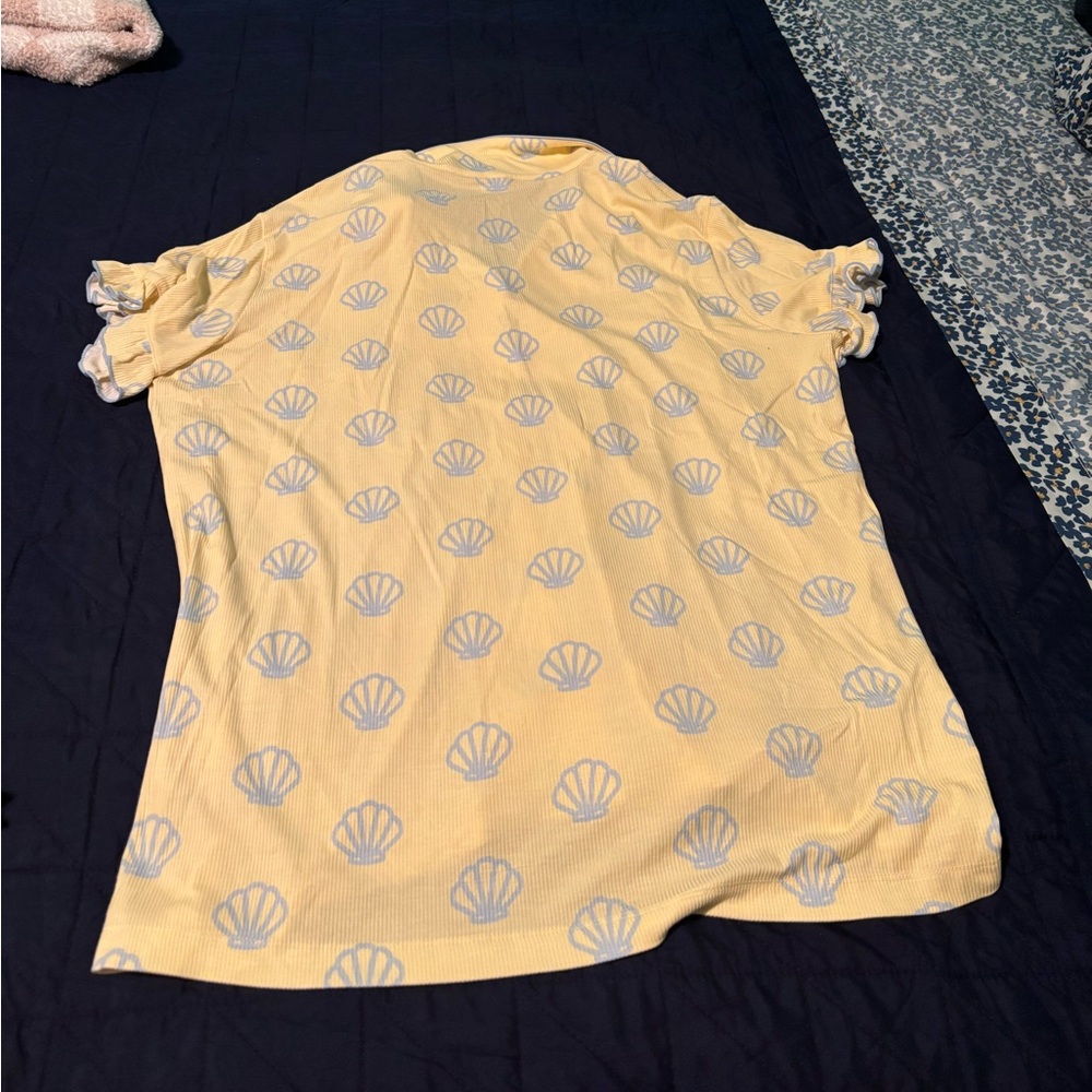 Staykation- Shell Ruffle Ribbed Short Pajamas Set - Picture 7 of 7